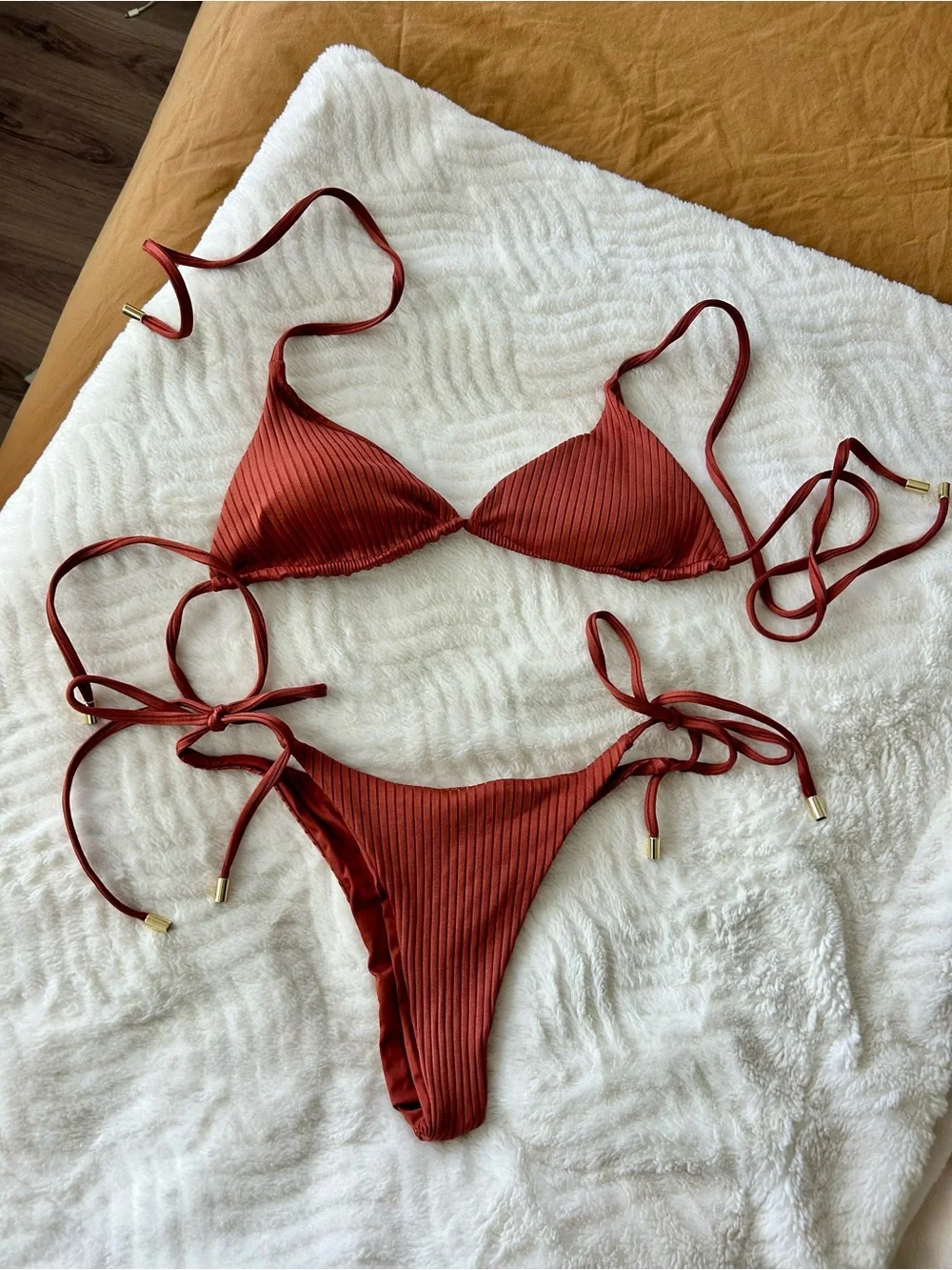 NWOT Monday Swimwear Palma Bikini Set in medium